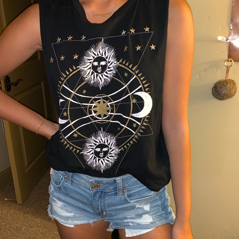 Black Muscle Tee